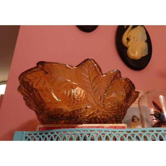 Vintage Triangle Shaped Carnival Glass Blackberry Designed Candy Dish Bowl - Picture 7 of 10